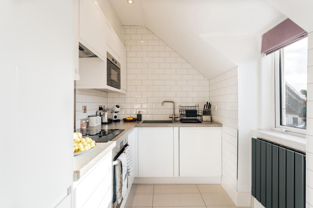 Luxury Inverness Central Apartment Private Parking Екстериор снимка