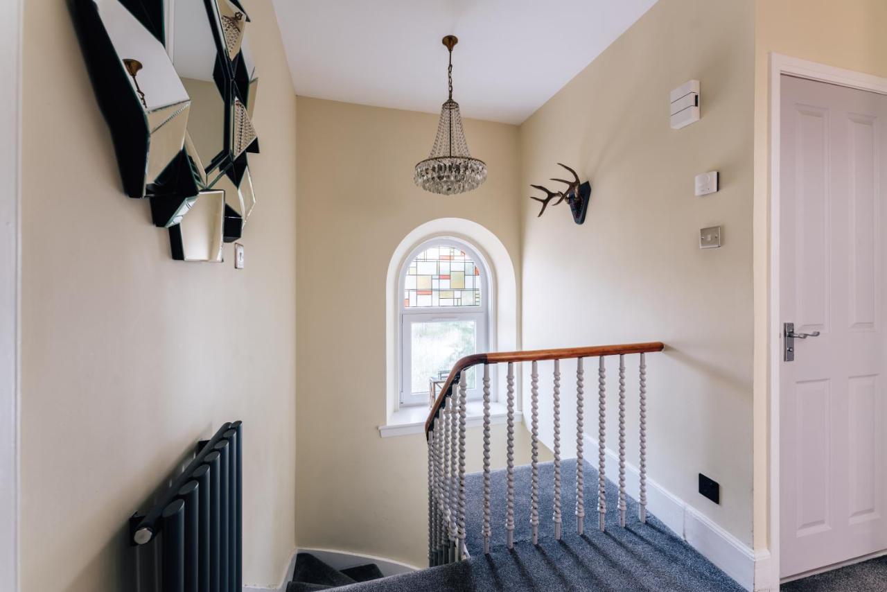 Luxury Inverness Central Apartment Private Parking Екстериор снимка